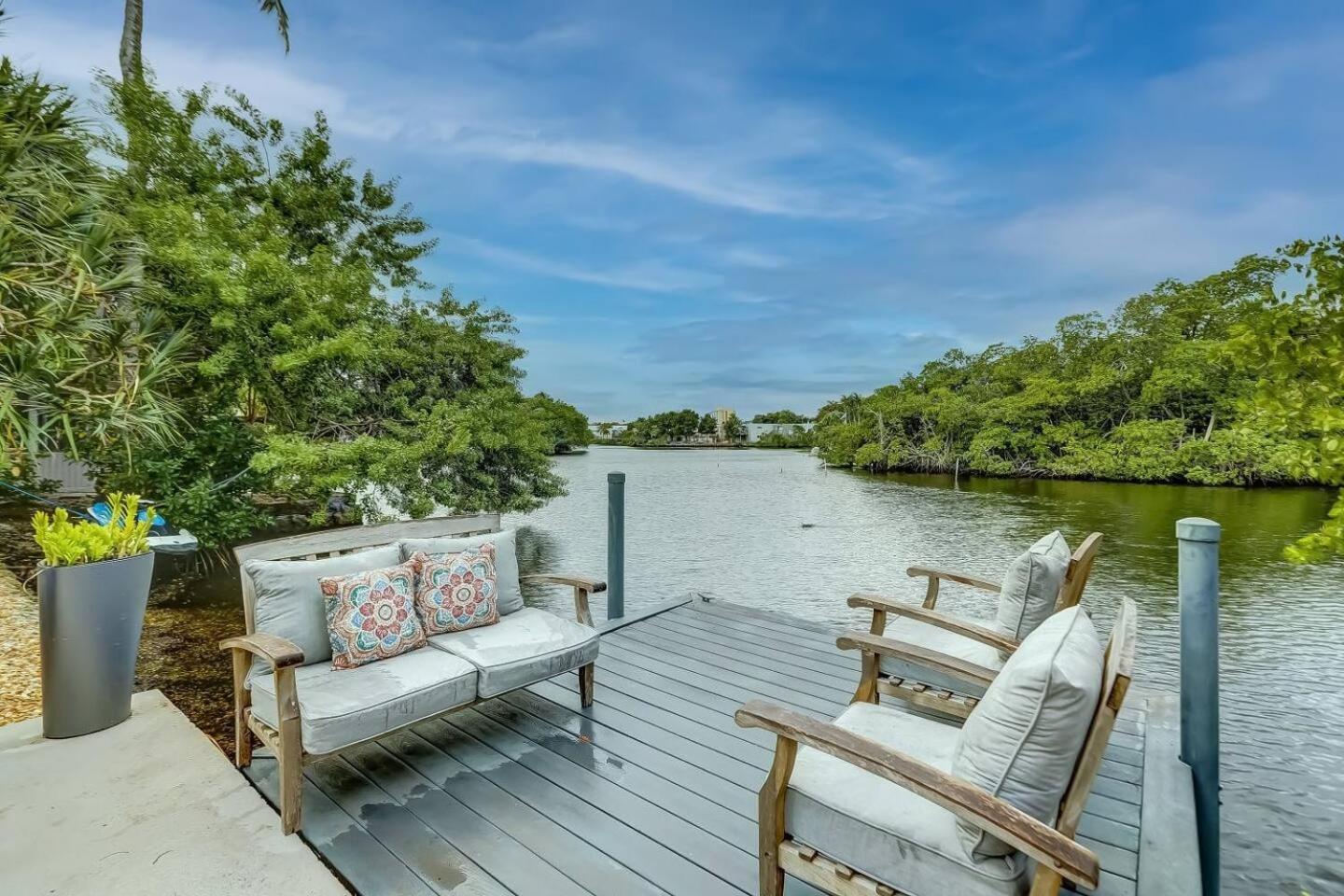 Appartement Waterfront Deck Pool Kayak *